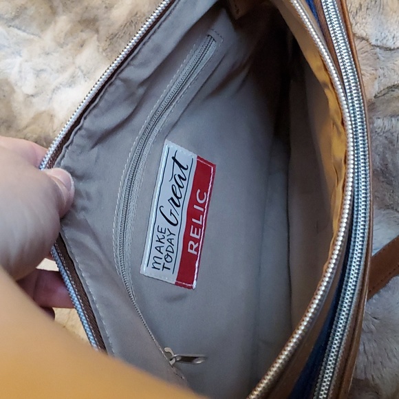 Relic Shoulder Bag Like New condition 🌟🌟🌟 - Picture 4 of 5